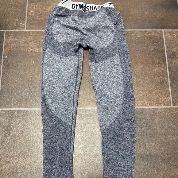 Gymshark Leggings - Picture 2 of 2